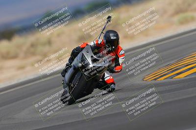 media/Sep-11-2022-SoCal Trackdays (Sun) [[81b7e951af]]/Turn 16 (945am)/